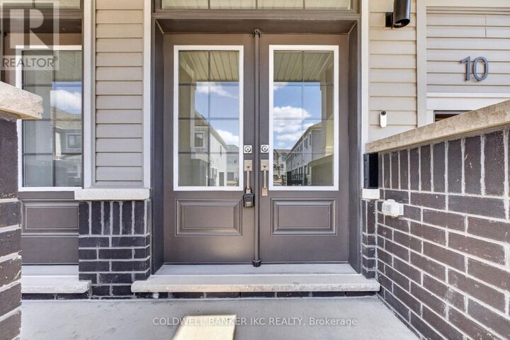 Property Photo: 10 Seahorse Common ON N1R 5S2