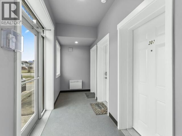 Property Photo: 207-25 Gleaner Avenue YT Y1A 0S4