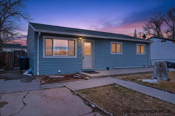 Property Photo: 315 Cribbon Ave WY 82007