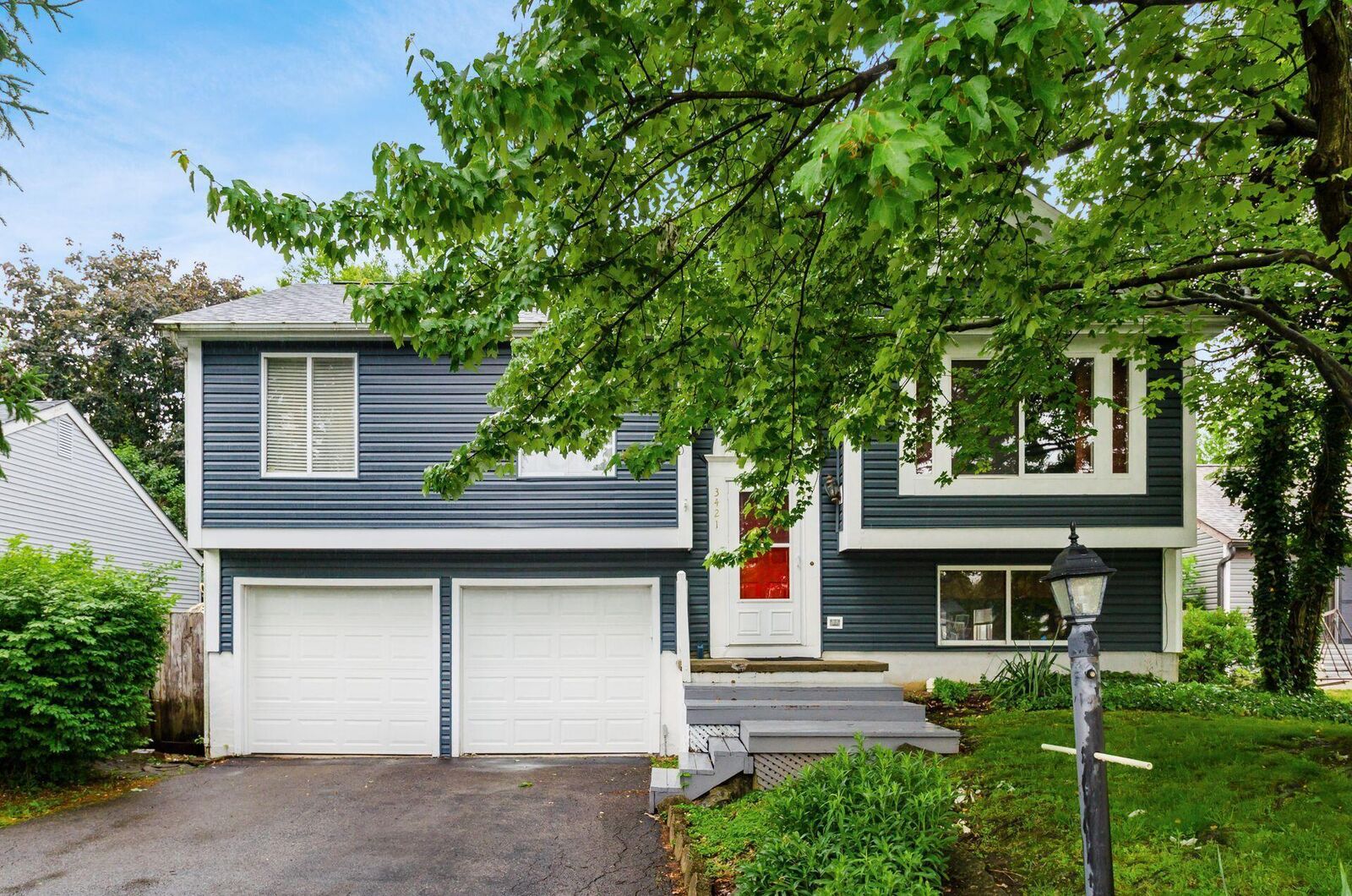 Property Photo: 3421 Barnside Court OH 43110