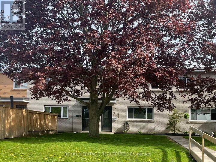 Property Photo:  137 Furnace Street 7  ON K9A 2E5 