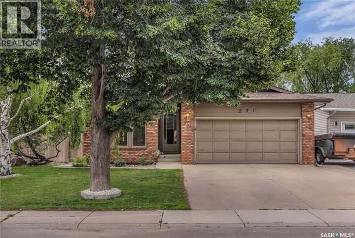 Property Photo: 231 Benesh Crescent SK S7K 6L5
