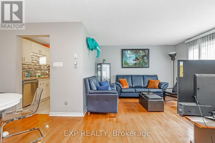 Property Photo:  2610 Draper Avenue 12  ON K2H 8X8 