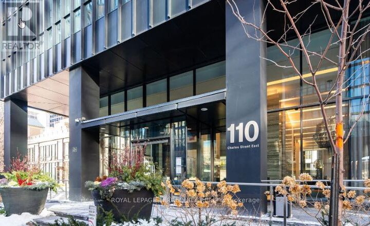 Property Photo:  110 Charles Street East 2710  ON M4Y 1T5 