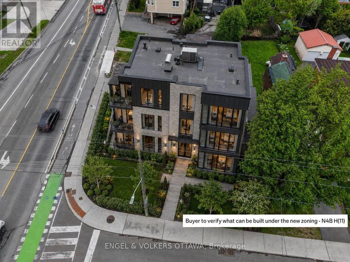 Property Photo:  1 Caroline Avenue  ON K1Y 0S8 