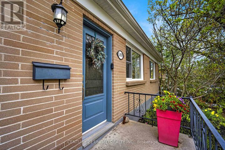 Property Photo: 1459 Westbrook Drive ON K9J 6R5