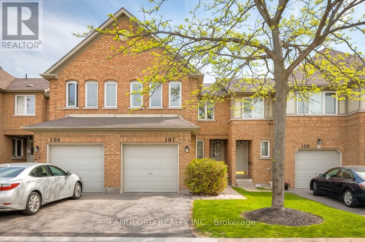 Property Photo:  2555 Thomas Street 107  ON L5M 5P6 