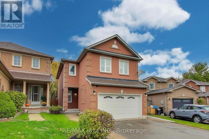 Property Photo:  9 Maconnachie Place  ON L1C 4M4 