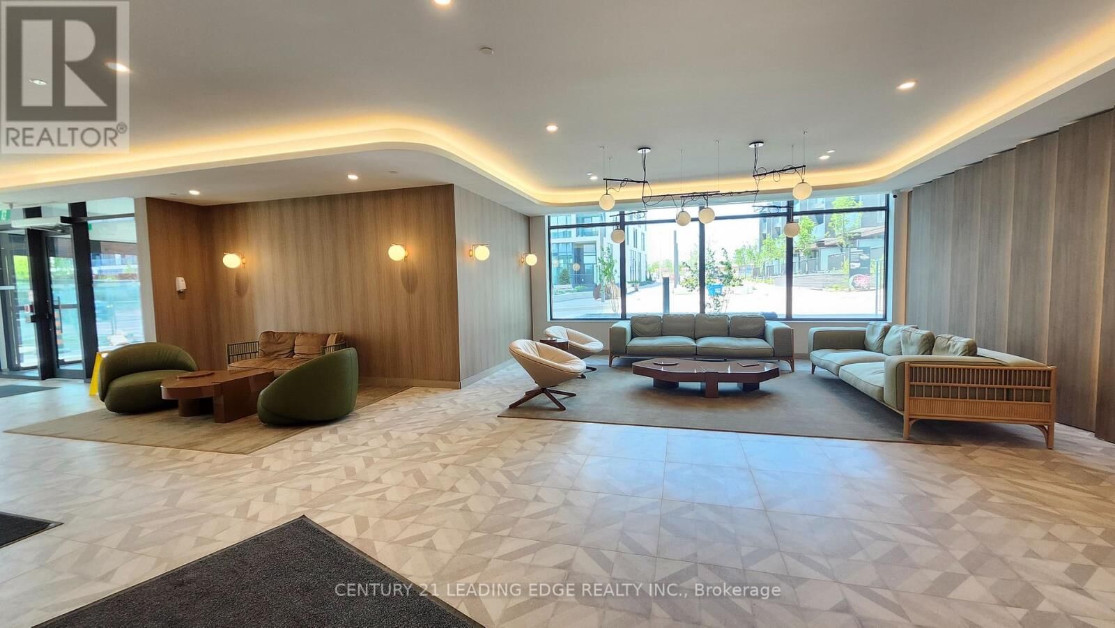 Property Photo:  5 Quarrington Lane 2904  ON M3C 0S5 