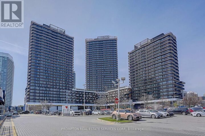 Property Photo:  68 Esther Shiner Boulevard 2008  ON M2K 0J6 