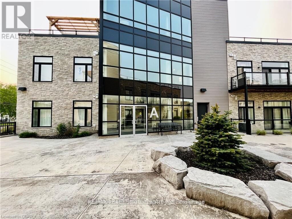 Property Photo: 85A Morrell Street 204 ON N3T 4J6