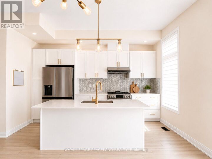 Property Photo:  20 Kahshe Lane  ON L4S 0N7 