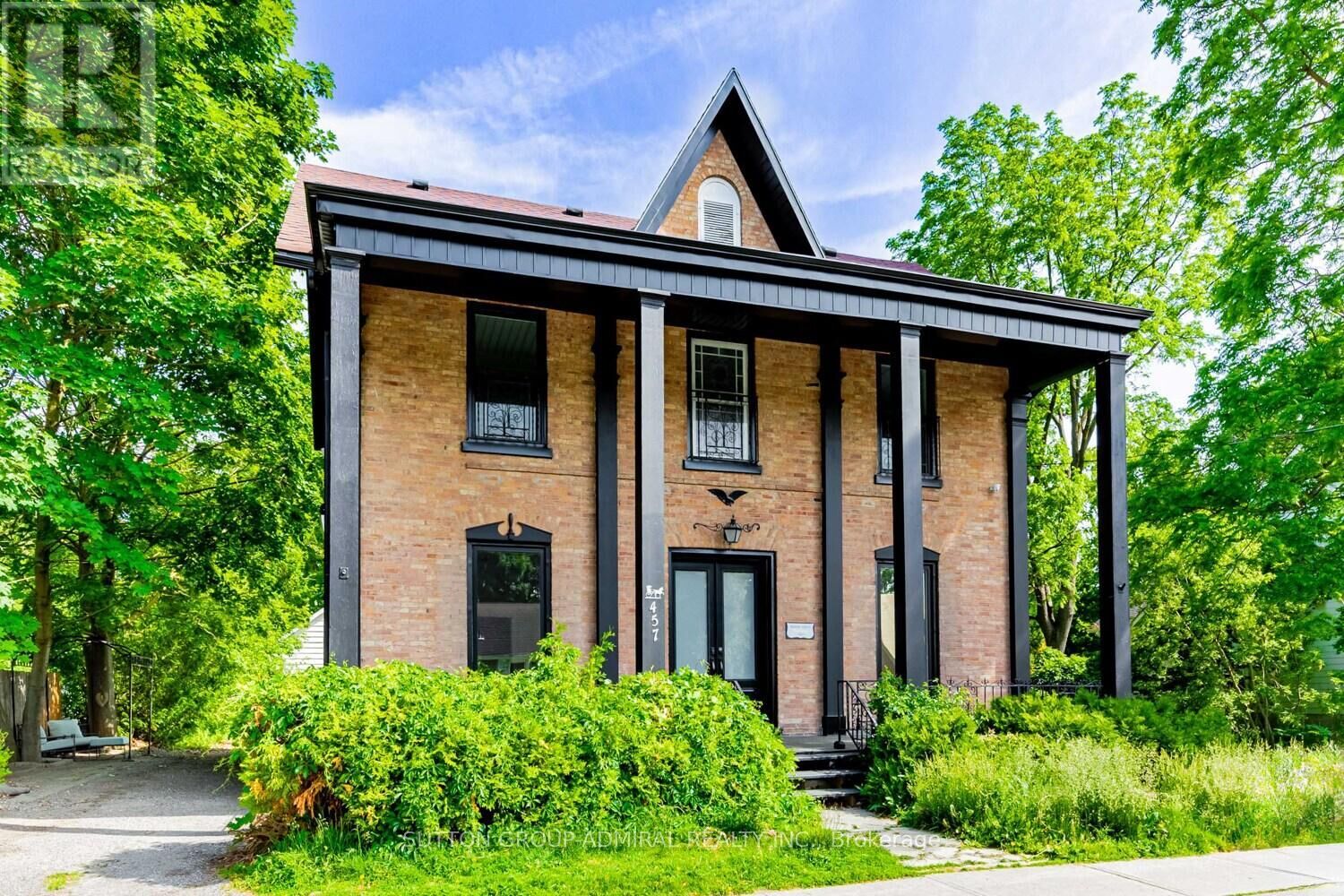 Property Photo: 457 D'Arcy Street 3 ON L3Y 1M9