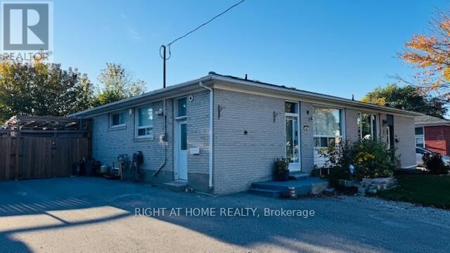 Property Photo: 306 Rosedale Drive ON L1N 1Z3