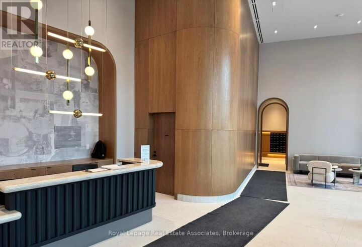 Property Photo:  1185 Dupont Street 2501  ON M6H 0G5 