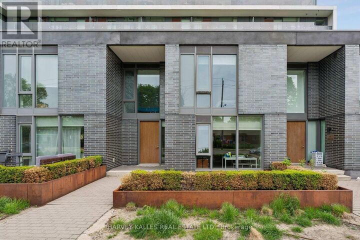Property Photo: 152 Flemington Road Th104 ON M6A 2P3