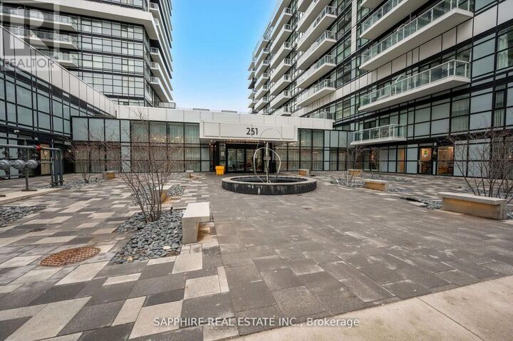 Property Photo:  251 Manitoba Street 2809  ON M8Y 0C7 