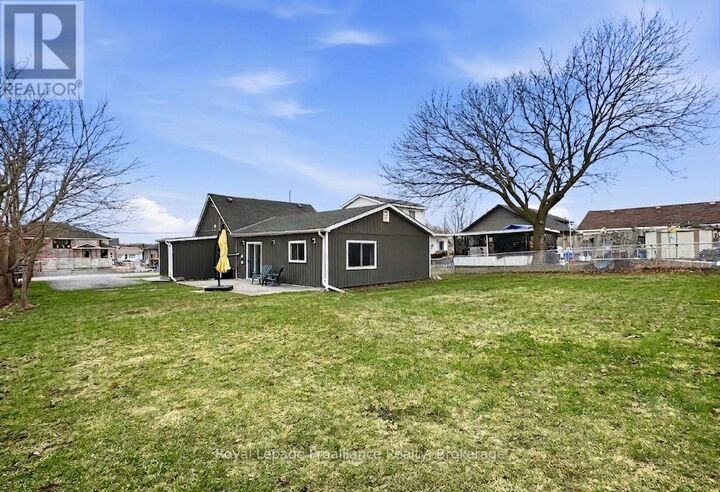 Property Photo: 91 Lywood Street ON K8N 0N6
