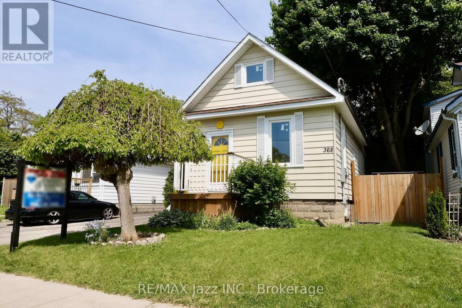Property Photo: 368 Buena Vista Avenue ON L1J 2M5