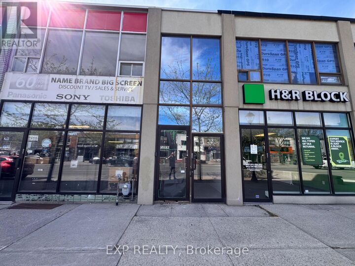 Property Photo:  256 Lakeshore Road East 1  ON L5G 1G9 