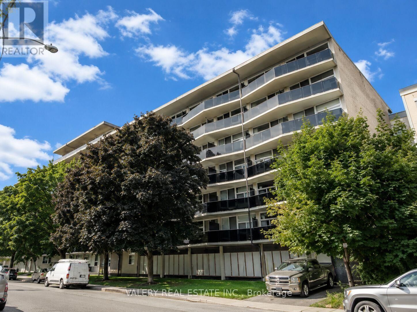 Property Photo:  324 Cambridge Street 335  ON K1R 7B5 