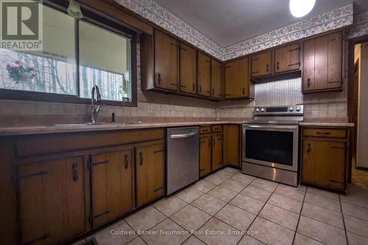 Property Photo: 4711 Watson Road South ON N0B 2J0