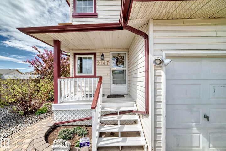Property Photo: 9147 165 Avenue NW AB T5Z 3H7