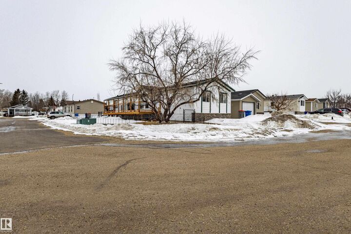 Property Photo: 1529 Range Road 272 Rural Parkland County, Alberta AB T7X 4M4