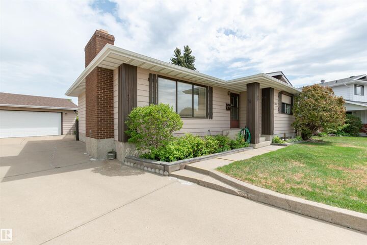 Property Photo: 15811 119 Street NW AB T5X 2P4