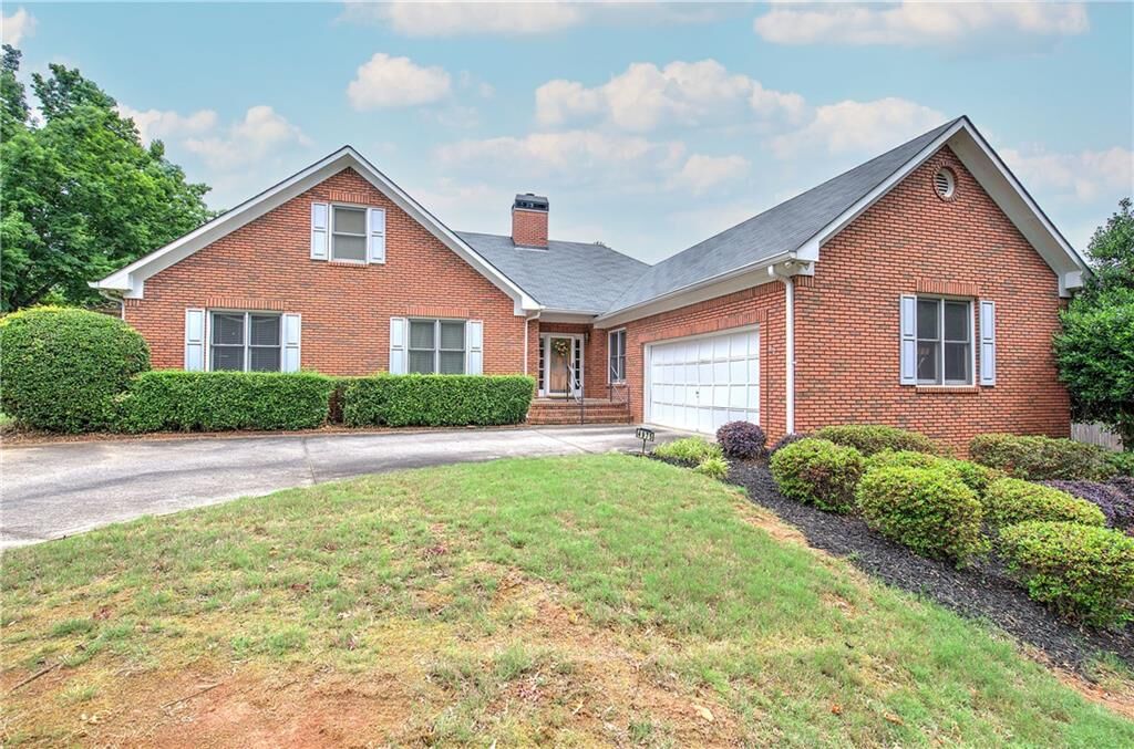 Property Photo:  4975 Hamby Road NW  GA 30102 