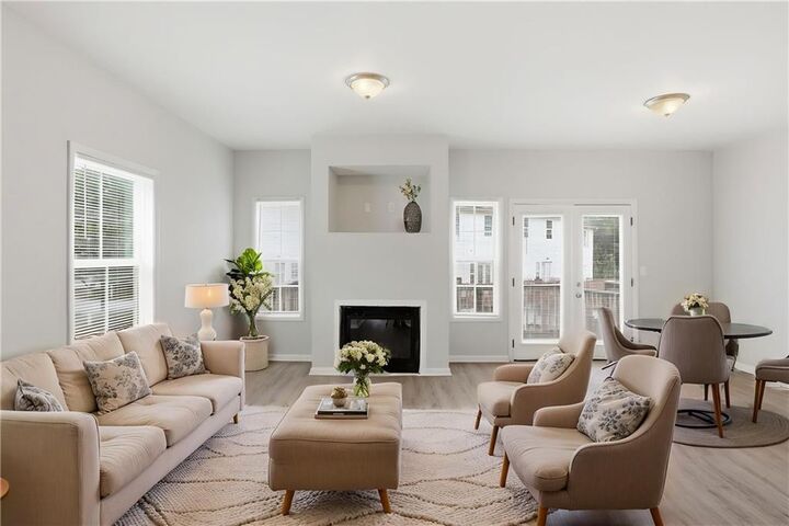 Property Photo:  4301 Notting Hill Drive SW  GA 30331 