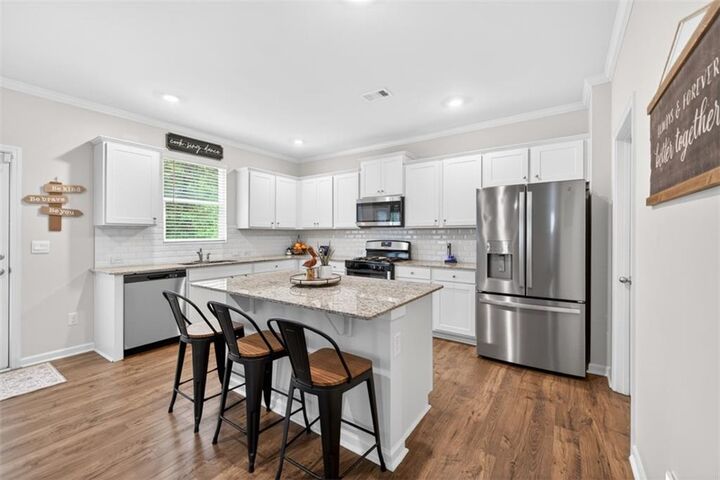 Property Photo: 320 Barnwood Lane GA 30534