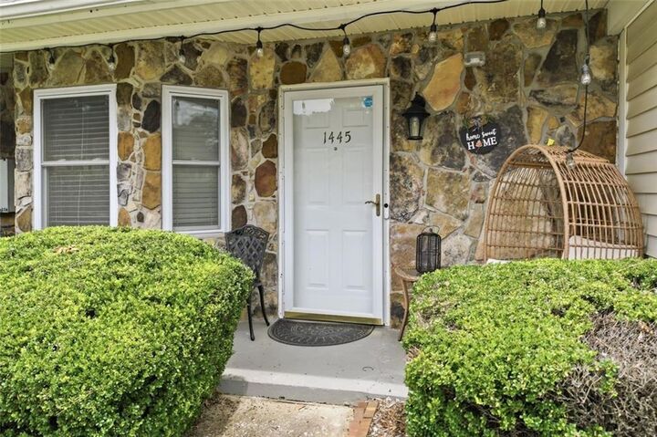 Property Photo: 1445 Springleaf Circle SE GA 30080