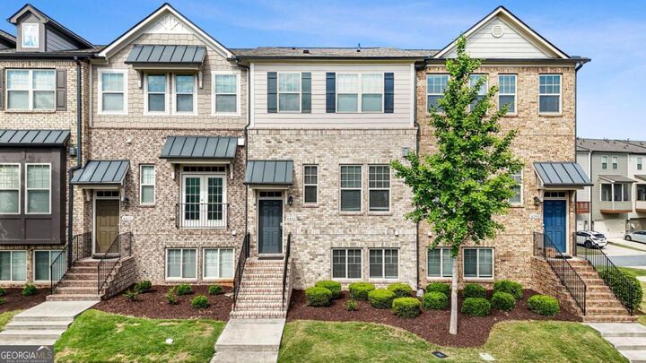 Property Photo: 4405 Donahue Avenue GA 30518