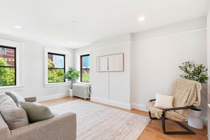 Property Photo:  595 Jersey Ave 4  NJ 07302 