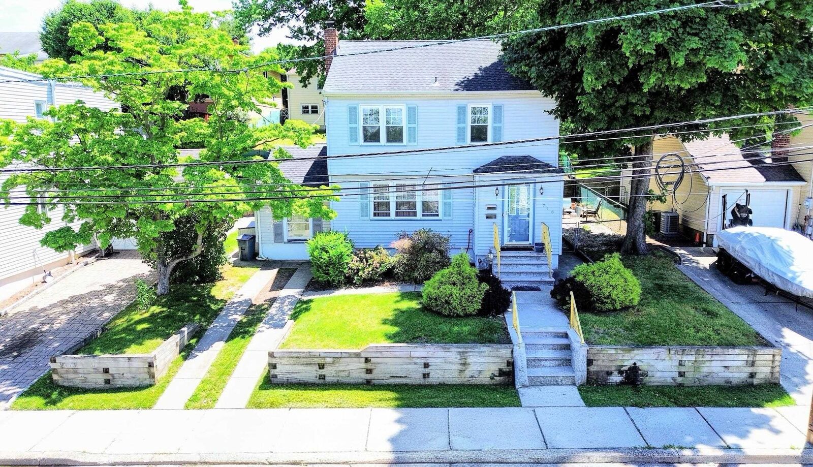 Property Photo:  716 Chestnut St  NJ 07094 