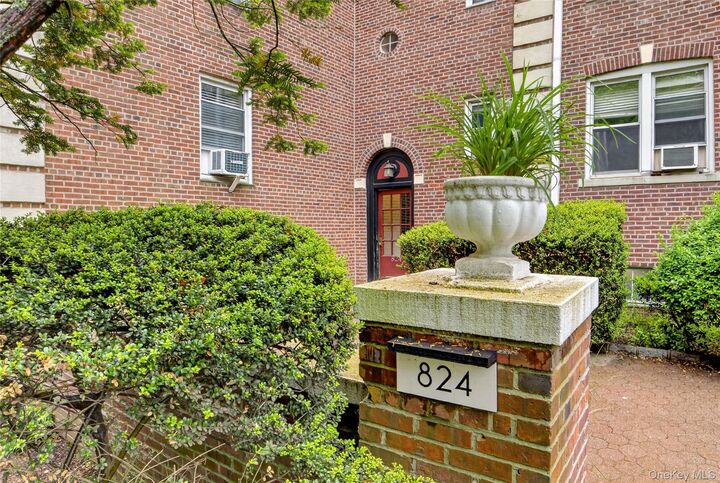 Property Photo:  824 Palmer Road 1F  NY 10708 