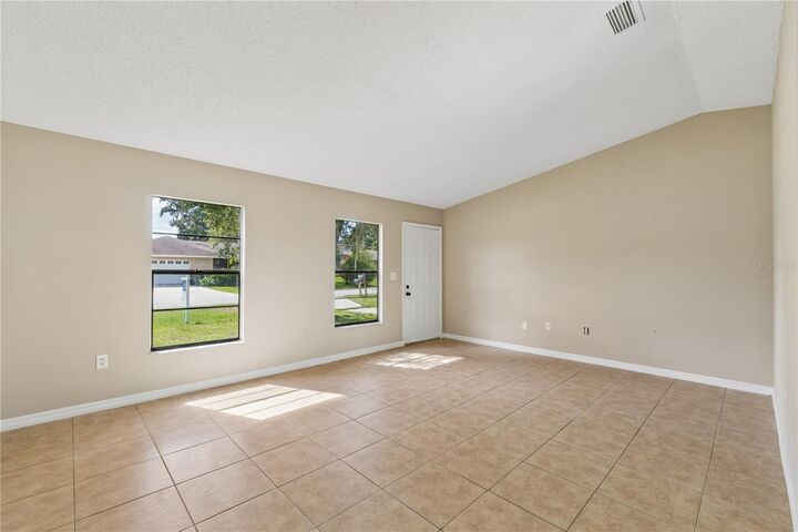 Property Photo: 648 Floridian Drive FL 34758