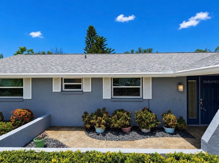 Property Photo:  6316 Jamaica Circle E  FL 33572 