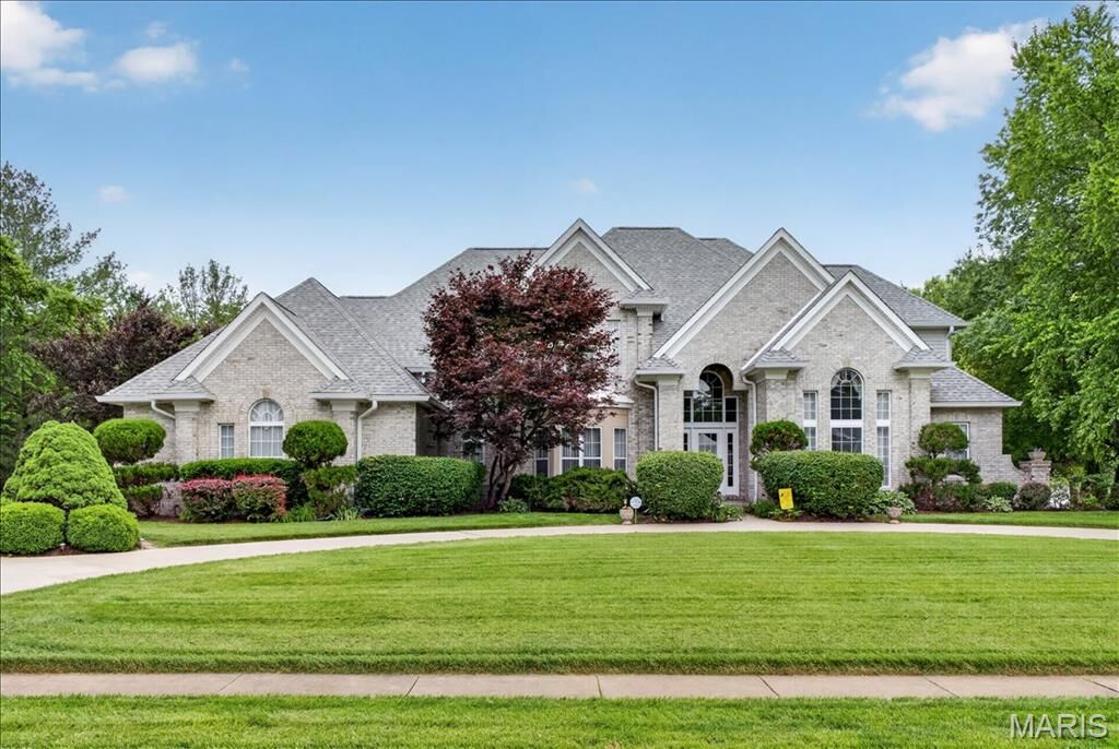 Property Photo: 137 Longmeade Drive IL 62269