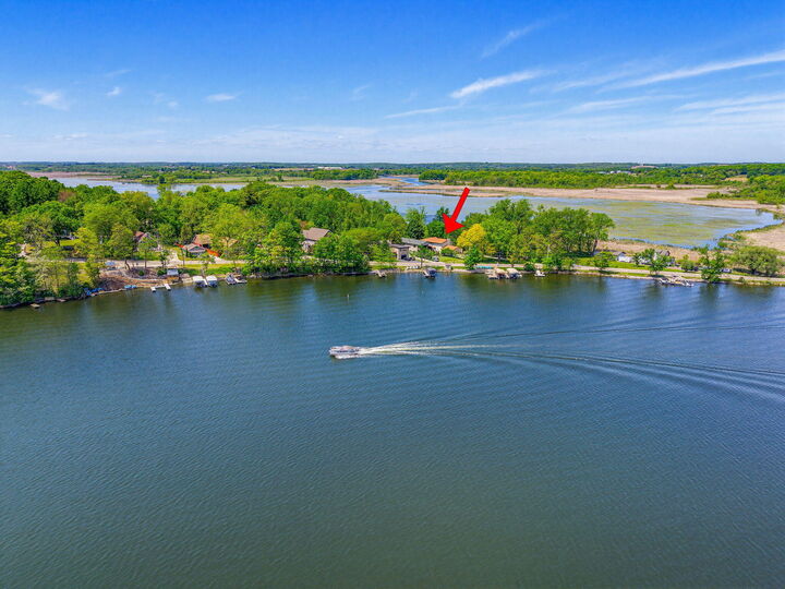 Property Photo: 6912 N Tichigan Rd WI 53185