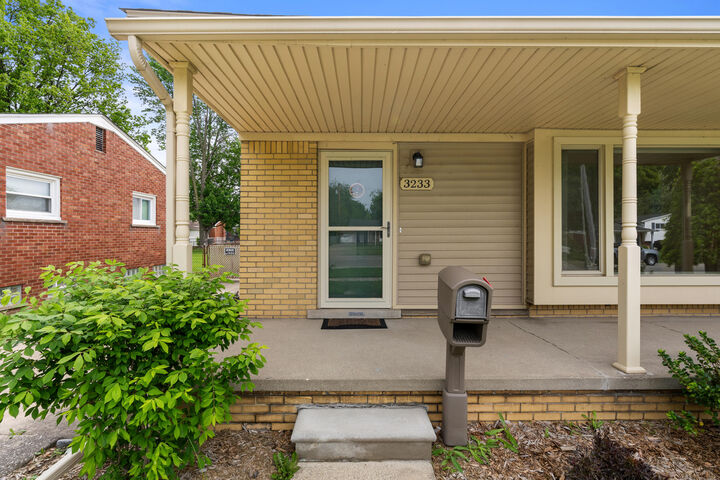 Property Photo:  3233 Grange Road  MI 48183 