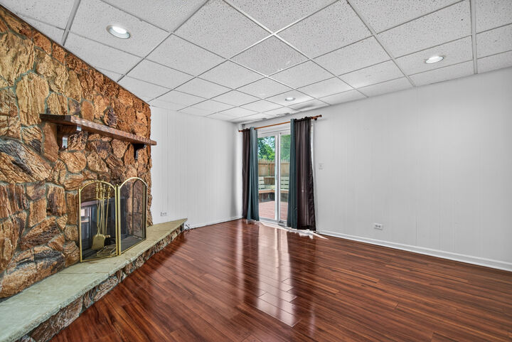 Property Photo: 1485 Westbury Drive IL 60192