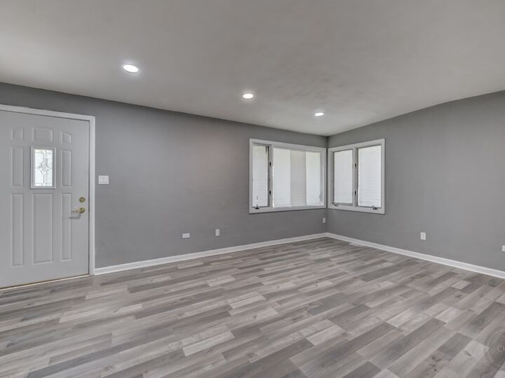 Property Photo: 23126 W Oak Street IL 60544