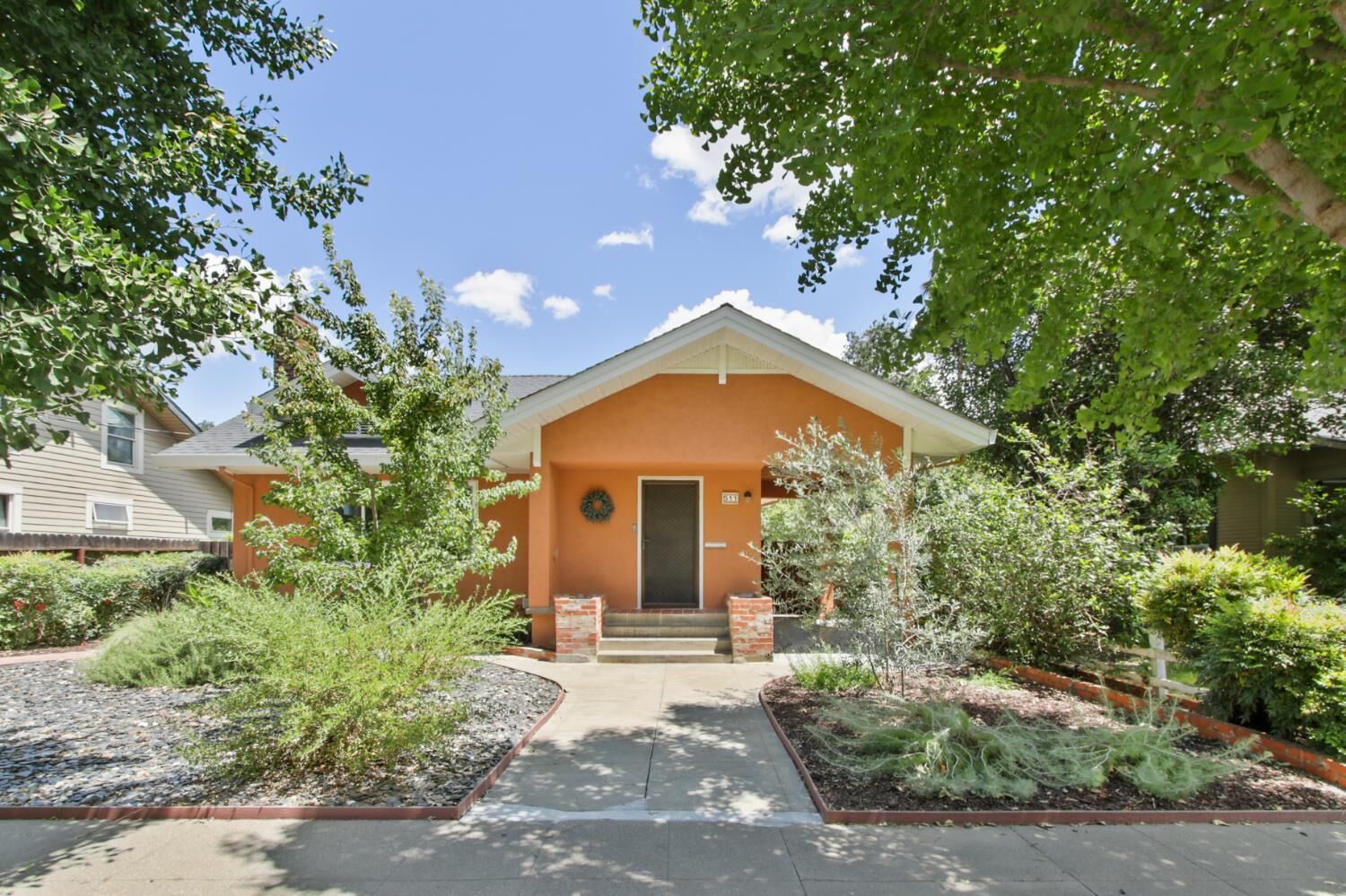 Property Photo:  511 4th Street  CA 95695 