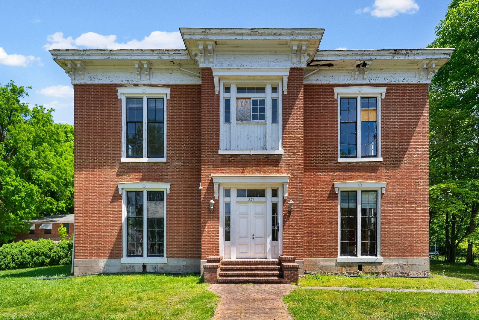 Property Photo: 529 York St TN 37040