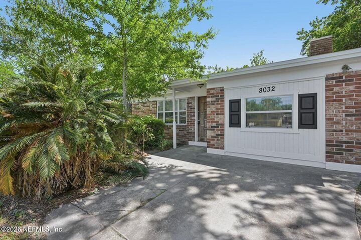 Property Photo:  8032 Lourdes Drive S  FL 32210 