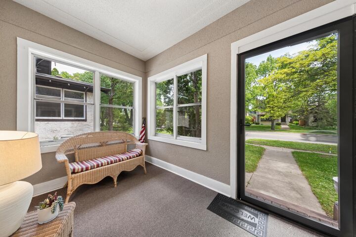 Property Photo:  4348 Lyndale Avenue S  MN 55409 