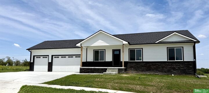 Property Photo: 300 Jo Lane NE 68401