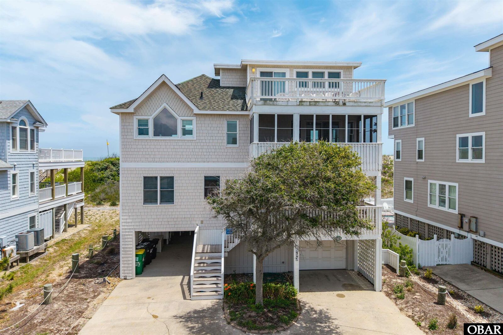 Property Photo: 603 Ocean Front Arch NC 27927